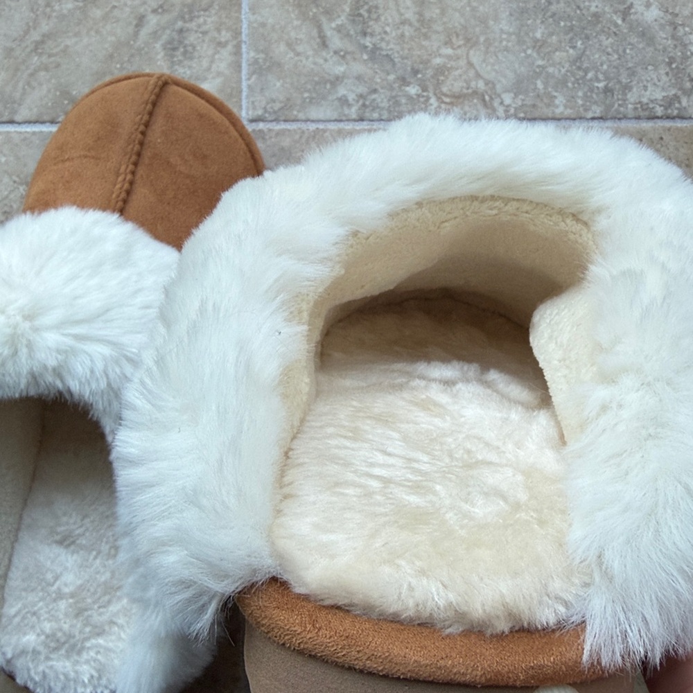 Microfiber Faux Fur Slippers Foam Footbed Slides Warm Cozy Like New! Women’s 10 - Picture 6 of 6